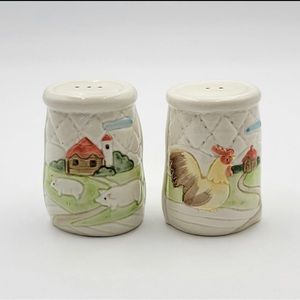 Vintage Otagiri Salt And Pepper Shakers Quilted Farmyard Scene Rooster and Pigs